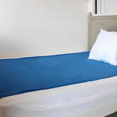 Nest With Balcony Overlooking The Eiffel Tower * Parigi